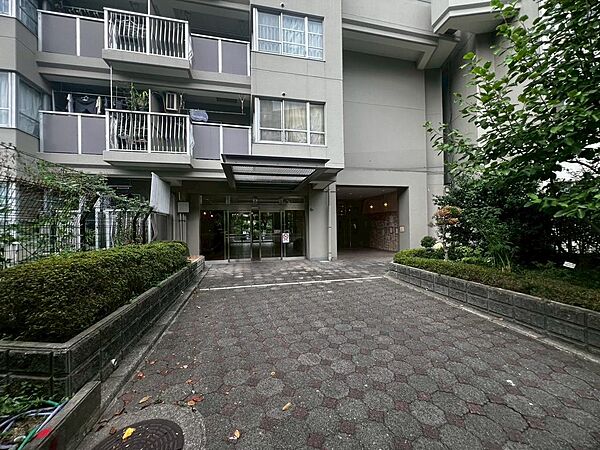 【周辺施設もご紹介可能】お住まいになった際のイメージをお持ちいただくため、周辺施設へのご案内も致します♪お気軽にお申し付けください！
