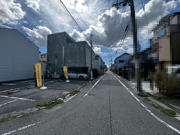 前面道路約５．４ｍ！広々運転の苦手な方も安心です！
