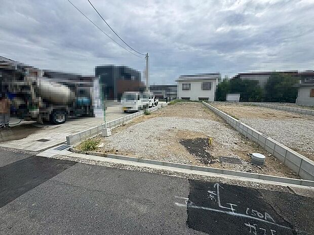 【2面採光のお部屋ありますよ】2面採光を確保した明るい室内は、風通しも良く、大変居心地の良い空間となっております♪爽やかな風を感じて起きる朝は、快適生活の始まりに!