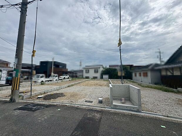 大きなシューズボックス付!散らかりがちな玄関も片付きますね♪