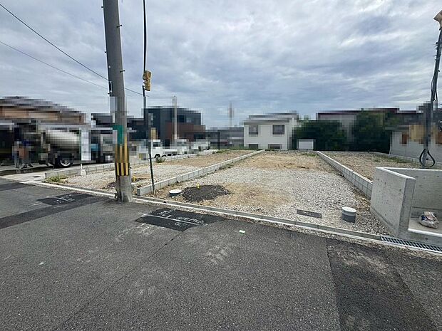 対面式を採用したシステムキッチンですので、リビングで寛ぐご家族をいつも感じられます!会話を楽しみながら家事ができますね♪