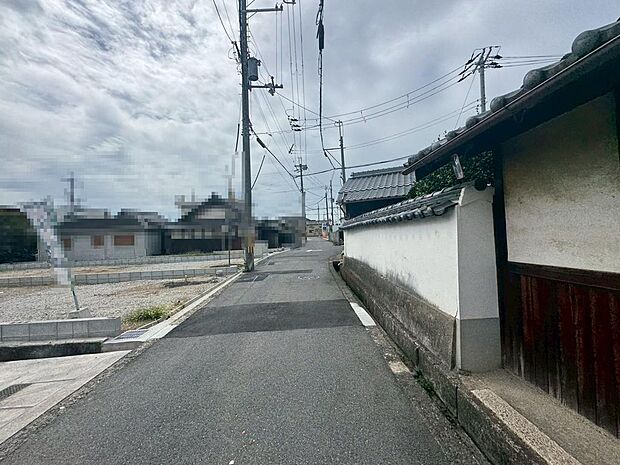 【全棟LDK約16帖以上】広々とした開放感あふれるリビングです!ゆったり寛げる充分な広さがございますので、ご家族でインテリアのレイアウトを考えるのも楽しみになりそうです♪