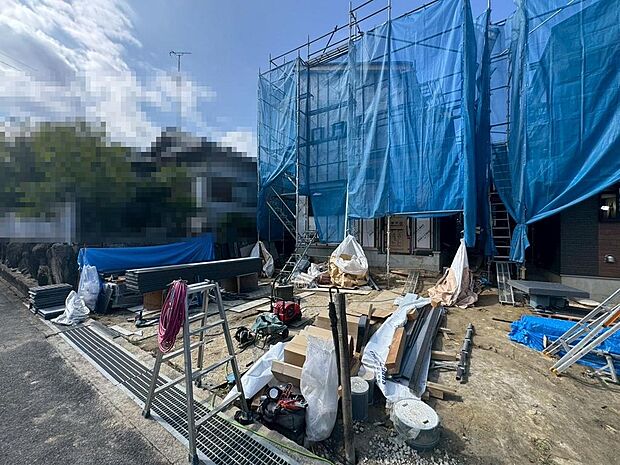 一坪以上の浴室でのびのび一日の疲れを癒して下さいね!浴室に窓が付いているので、換気ができて湿気やカビ防止になりますよ♪