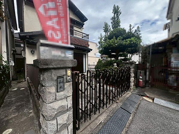 【土地約２５．９５坪】駐車スペースも確保できますよ♪愛車の置き場所に困りません！