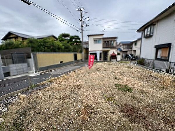 スーパーやドラッグストア、コンビニなども身近にある好立地です！