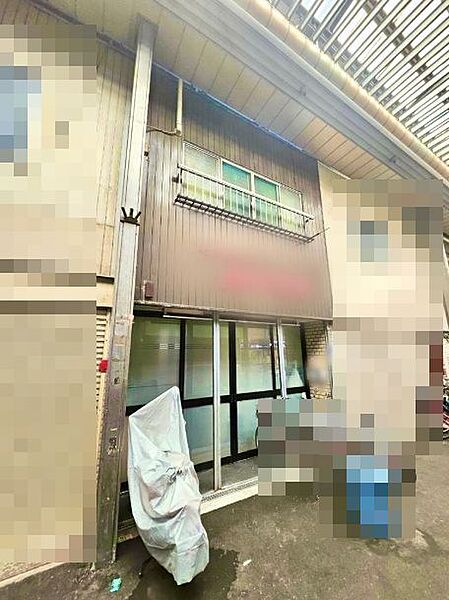 北田辺商店街の立地！店舗付住居としても活用できます！収納スペースが多数ありますよ♪