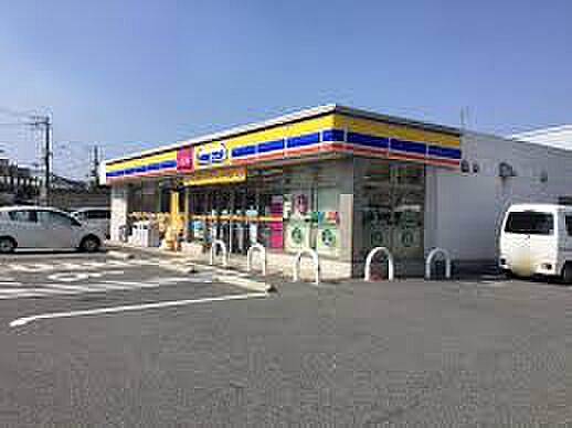 ミニストップ堺津久野町店まで徒歩５分
