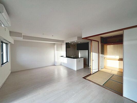 リビング/ダイニング ディークラディア鳳 8階/-