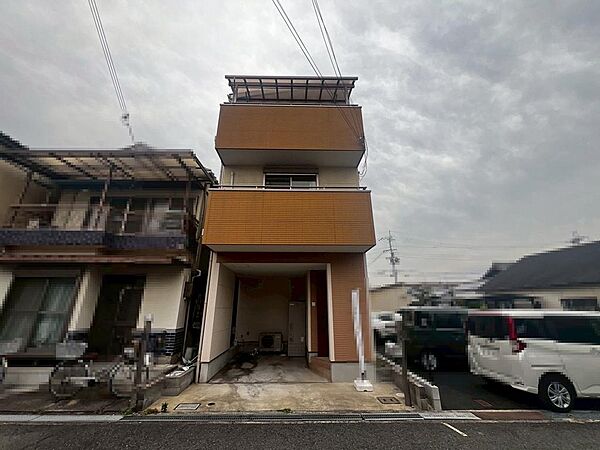 外観：327001641131