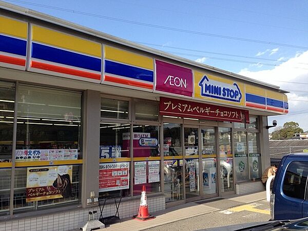 ミニストップ堺美木多上店まで徒歩２４分