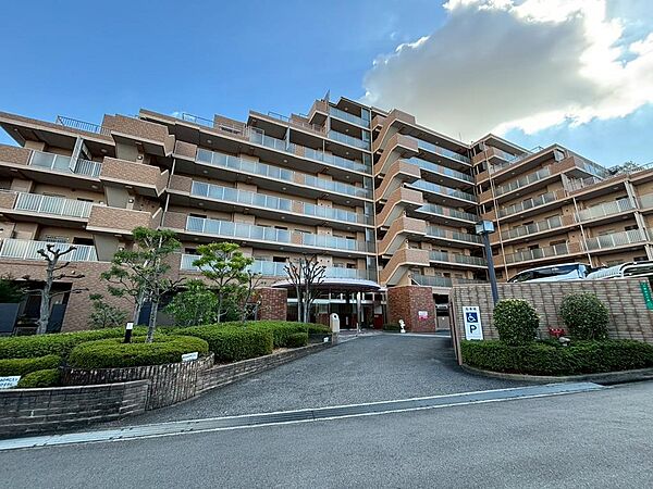 ワイドバルコニーですので、洗濯物が干しやすそうですよ！東面バルコニーですので、日当たり良好で洗濯物がよく乾きますね♪