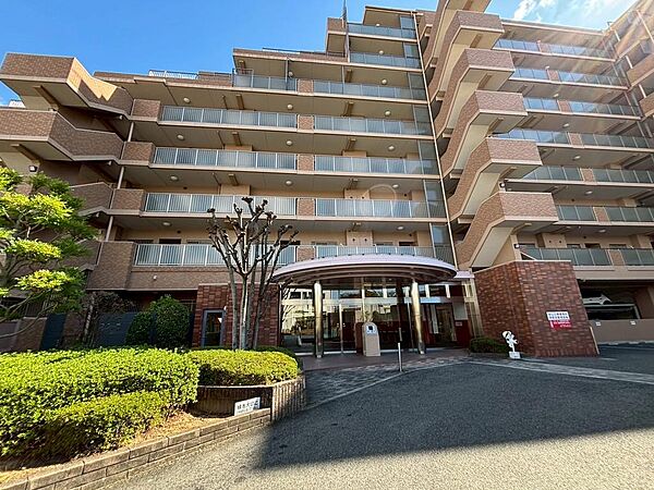 いずみがおか幼稚園まで徒歩３分！小さなお子様のいるご家庭も安心ですね！
