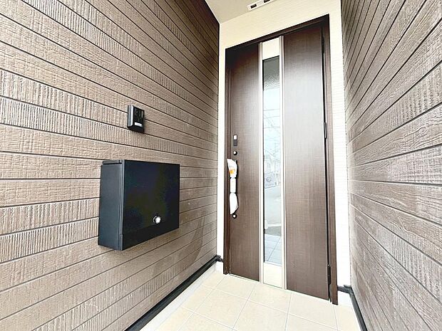 お家探しを始めてみようと思われたら是非【イエストア】までお気軽にご相談下さいませ♪