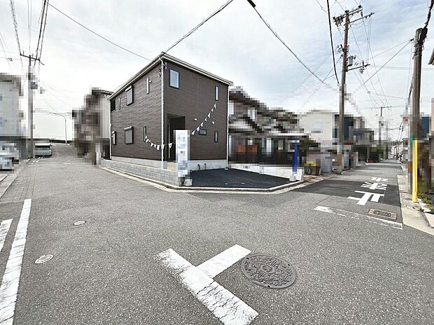 前面道路約5.4m/約4.2m!閑静な住宅街で叶える穏やかな新生活をここではじめませんか♪