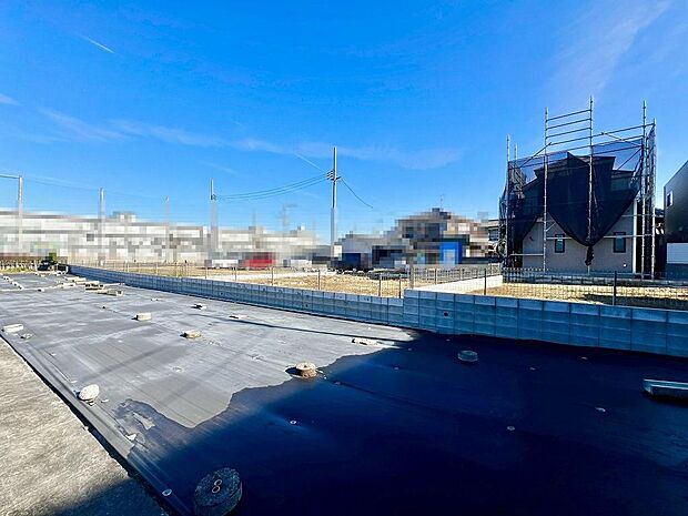 駐車1台分ございます♪愛車の置き場所に困らないですね!