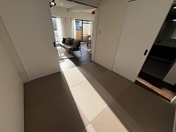 ３ＬＤＫの暮らしやすいお住まい☆お子様のお部屋や趣味のお部屋もご用意いただけます♪