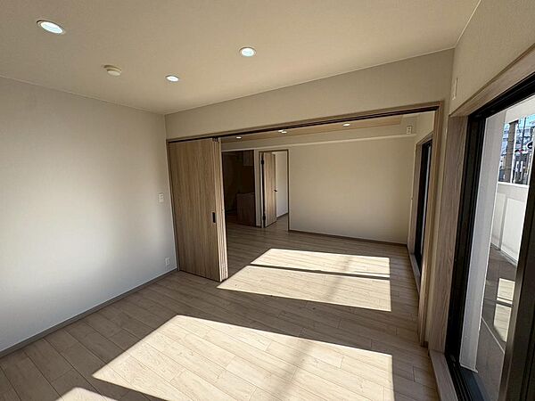 【周辺施設もご紹介可能】お住まいになった際のイメージをお持ちいただくため、周辺施設へのご案内も致します♪お気軽にお申し付けください！