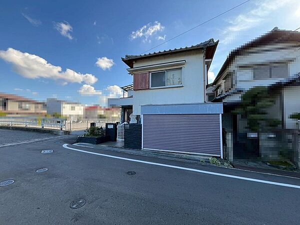 セブンイレブンまで徒歩7分！ちょっとしたお買い物に便利ですね！