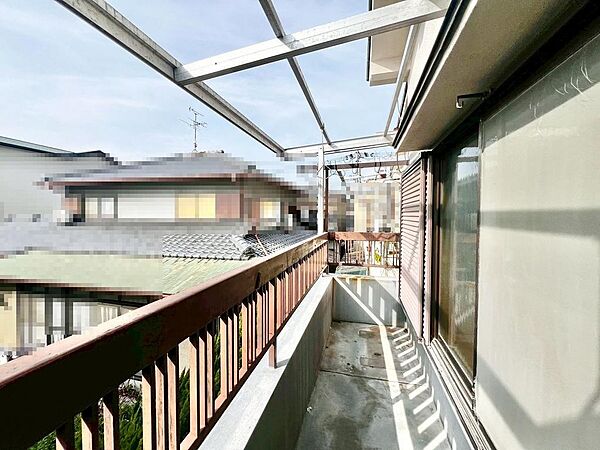 周囲に高い建物もなく陽当たり良好です♪