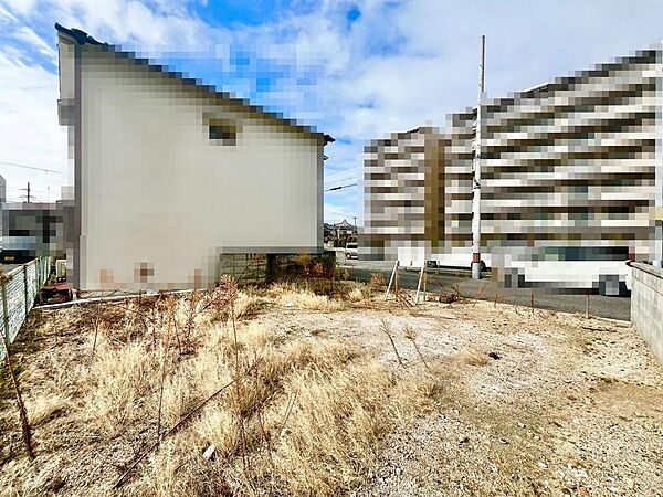 現況更地ですので、すぐにお家を建てられますね♪