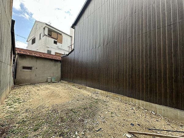 現況更地ですので、すぐにお家を建てられますね♪