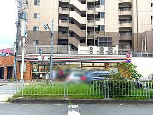 セブンイレブン堺光明池駅東店