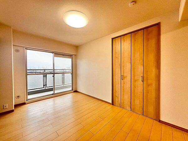 現地見学当日から承っております♪現地周辺の環境や、駅までの道のりなど周辺環境も合わせてご確認いただき、ぜひご検討ください！