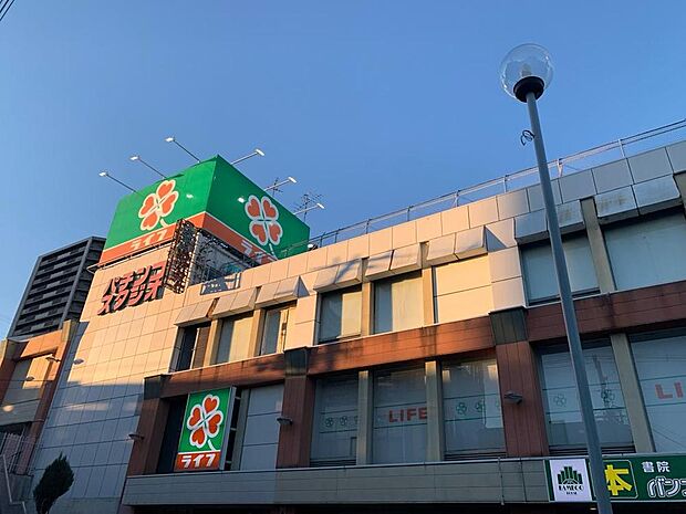 ライフ北野田店まで徒歩12分