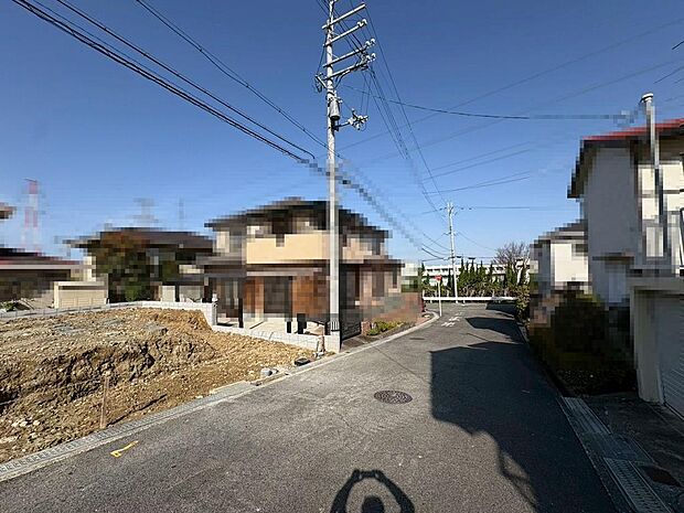 LDK約17帖!パントリーやワークコーナーもあります!ゆとりあるリビング家族の時間も増えますね♪