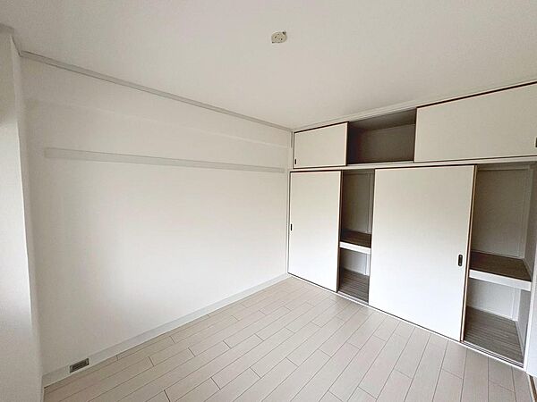 【収納】全洋室収納ございます！お部屋がスッキリ片付きますね！