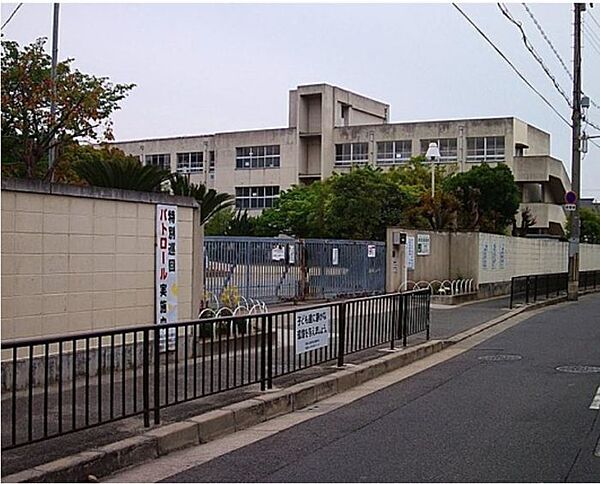 堺市立福泉上小学校まで徒歩４分