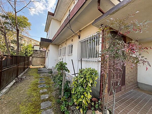 解体更地渡しですので、解体費用がかからないのが嬉しいですね♪