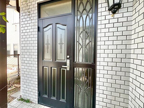 【閑静な住宅地でのびのび子育て】閑静な住宅地で子育て家族にピッタリ。毎日のお散歩も快適な緑に恵まれたエリアです。