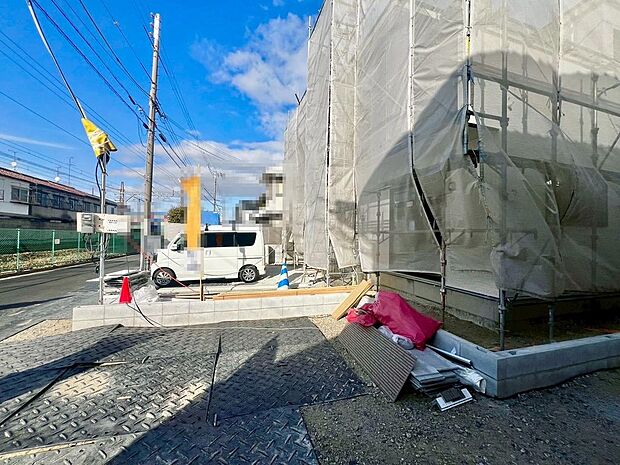 全室2面採光♪明るく風通しの良い快適な室内に気分も自然と明るくなりますね!家族の笑顔も増えそうです♪