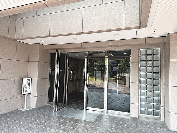 半田幼稚園まで徒歩８分！小さなお子様のいるご家庭も安心ですね♪