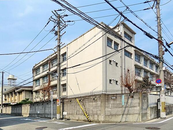 住吉第一中学校まで徒歩５分