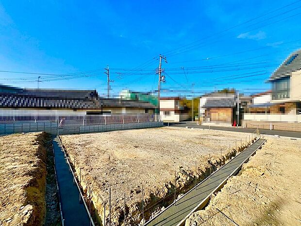【閑静な住宅地でのびのび子育て】閑静な住宅地で子育て家族にピッタリ。毎日のお散歩も快適な緑に恵まれたエリアです。