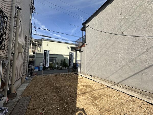 前面道路約4.7ｍ！広々運転の苦手な方も安心です！