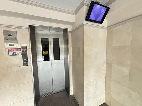 【エレベーター】荷物が多い日も楽々にお部屋に持っていけますね！