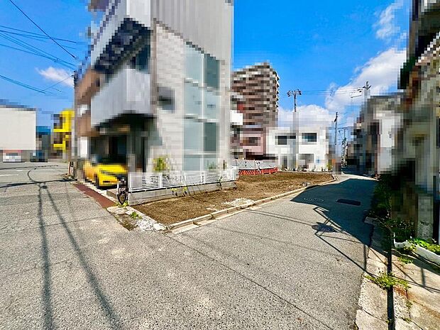 万代堺高須店まで徒歩１３分！ローソン堺南庄町店まで徒歩５分！ドラッグセイムス堺綾之町店まで徒歩１２分！ホームセンターコーナン堺高須店まで徒歩１５分！お買い物に便利な立地です♪