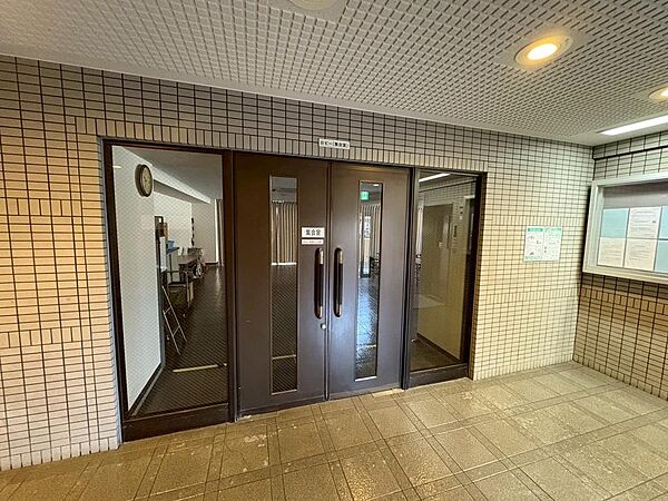 共用の集会所も備わっています。