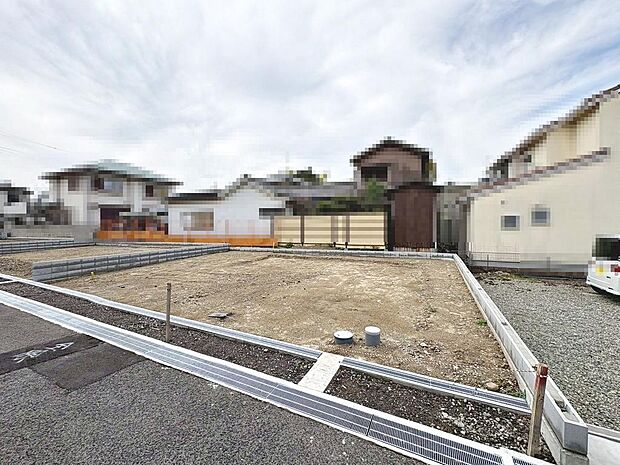 ウォークインクローゼットをはじめ、随所に豊富な収納スペースを確保！居住空間に一層の開放感をもたらします♪