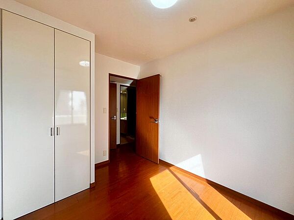 【収納】全洋室収納ございます！お部屋がスッキリ片付きますね！