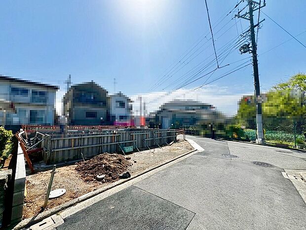 主寝室は約７帖以上！ゆとりある主寝室でのびのびお過ごしいただけます♪