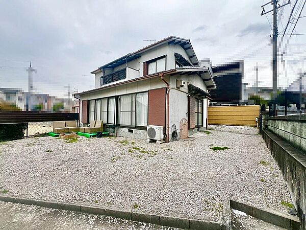 土地面積約83坪です。広々敷地です。夢のマイホームを実現してくださいね♪