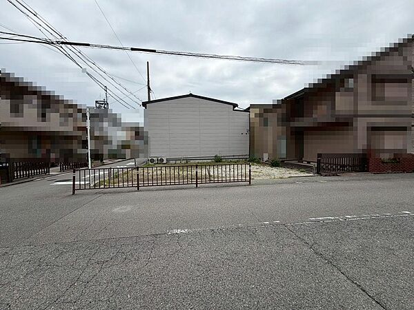 【周辺施設もご紹介可能】お住まいになった際のイメージをお持ちいただくため、周辺施設へのご案内も致します♪お気軽にお申し付けください！