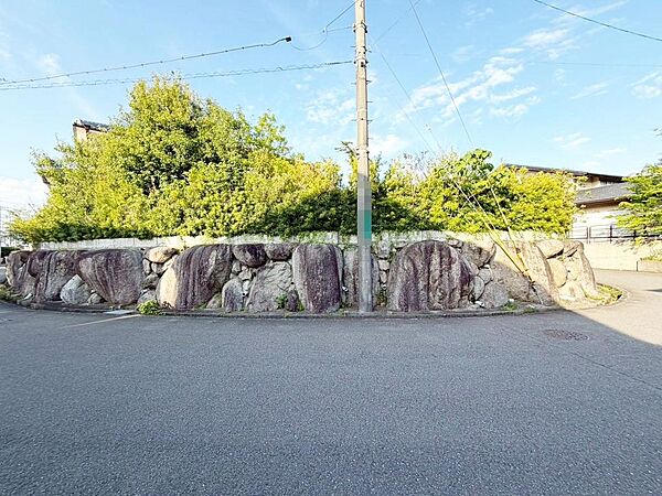 【周辺施設もご紹介可能】お住まいになった際のイメージをお持ちいただくため、周辺施設へのご案内も致します♪お気軽にお申し付けください！