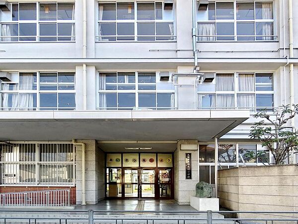 大阪市立住之江小学校まで徒歩７分