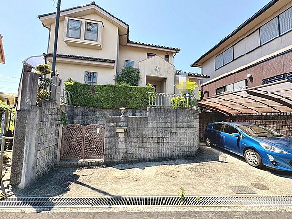 ひなぎくこども園まで徒歩７分！小さなお子様のいるご家庭も安心ですね！
