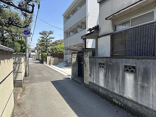 【個性あふれる住まいを実現できる「建築条件無の売土地」です】